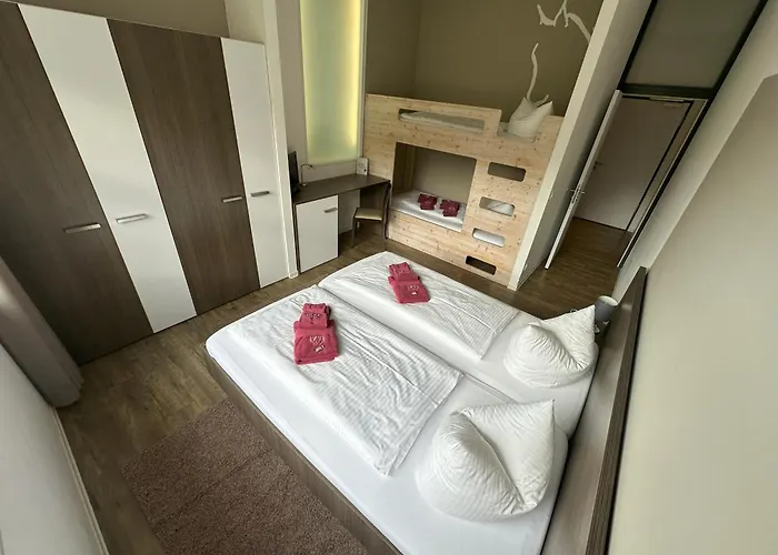 Hotel Reit- Und 4*